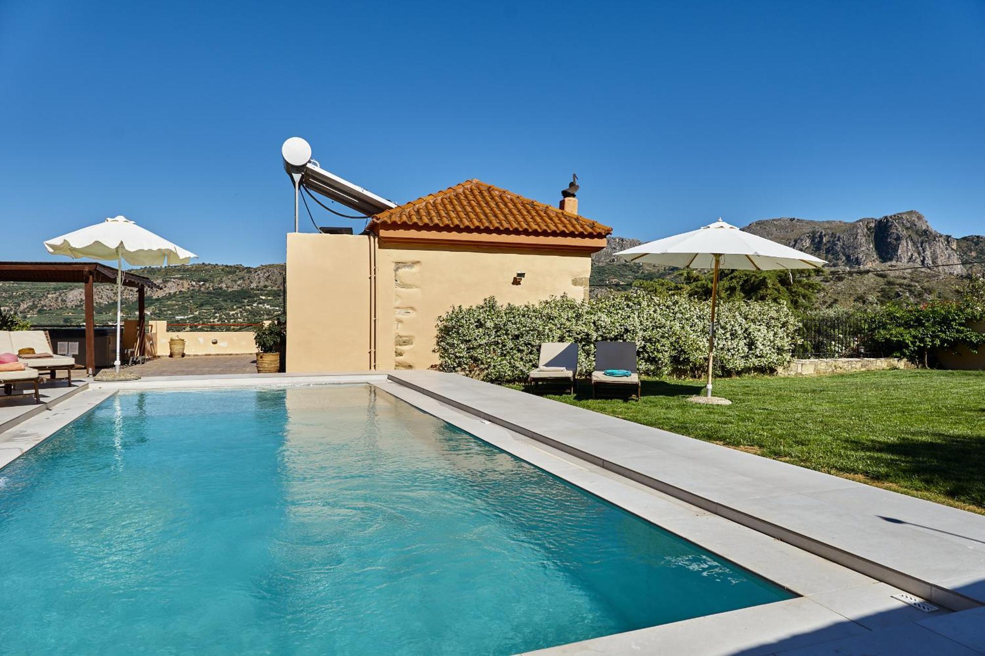 Mouri Villa Mourion  Esterno foto